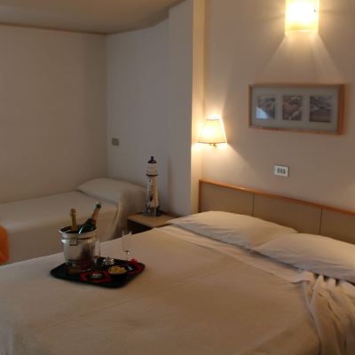 Family Quadruple Room Hotel Antares Promo Code