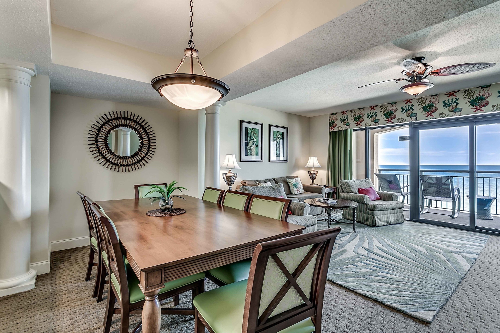 Island Vista Resort三卧室套房 - 海滨