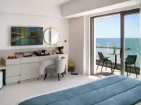 Mercure Larnaca Beach Resort Hotele w: Oroklini