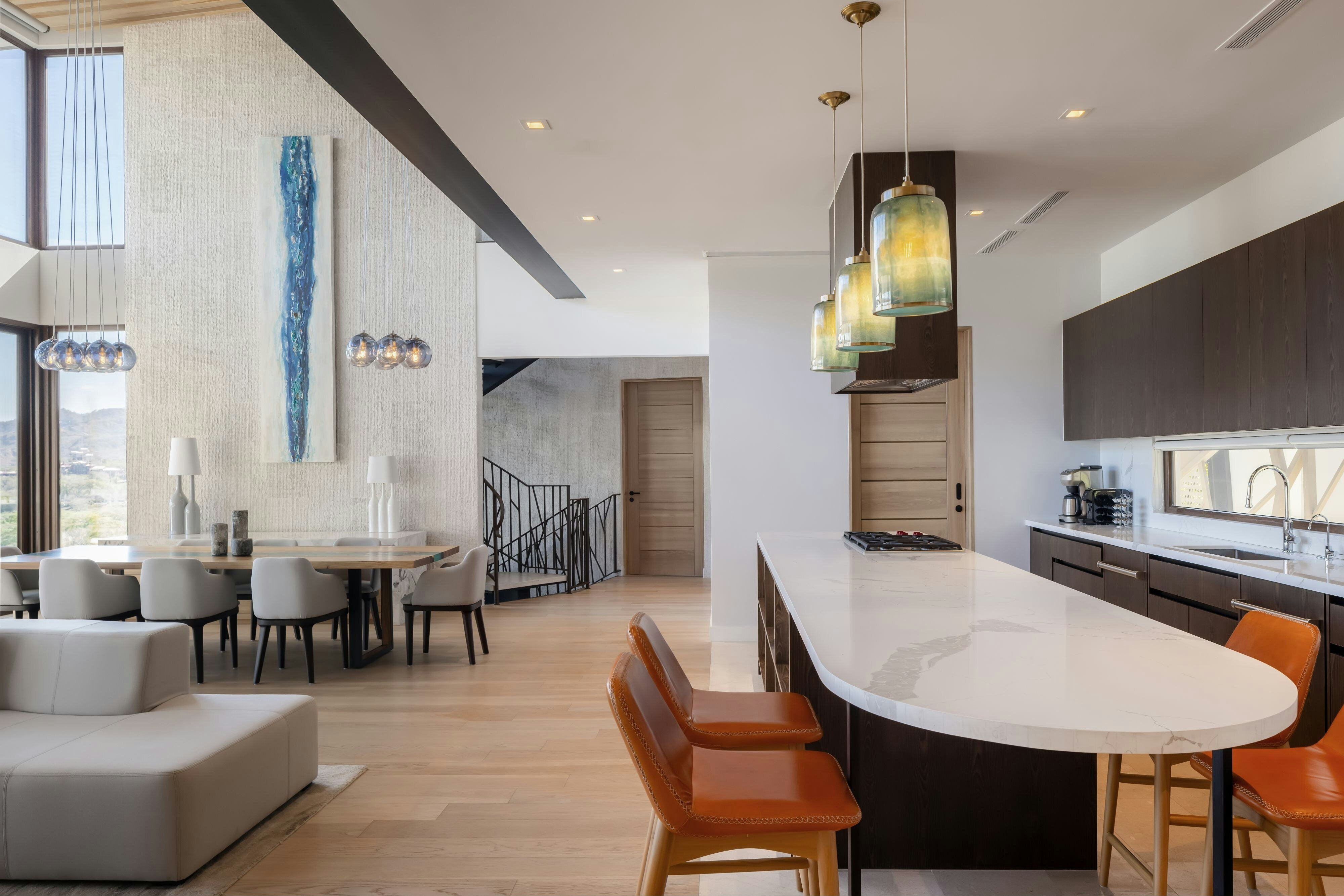 四臥室公寓，海景，私人泳池