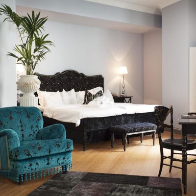 Large Premium  Room Dorsia Hotel & Restaurant Promo Code
