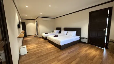 Adina Pool Villa ~ Cenang Langkawi (3B4R) Hotel di 