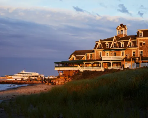Block Island Beach House Hotels in Block Island