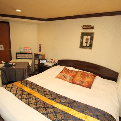 ラージダブルルーム ホテル ゴマックス - 大人専用 クーポン