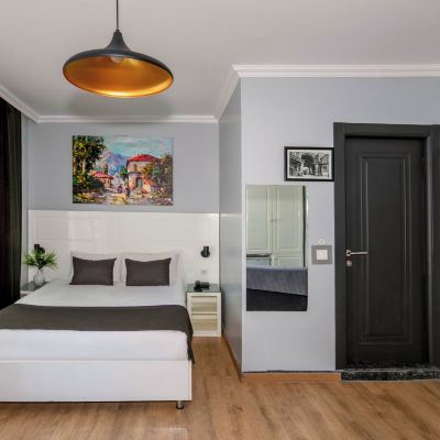 Suite with Terrace Lavanta Promo Code