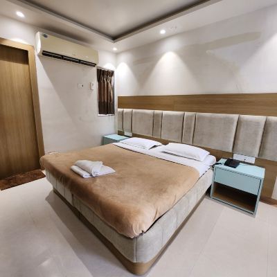 Super Deluxe Room Sandy Resort Promo Code