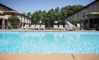 Quality Inn Columbia Airport - Housity