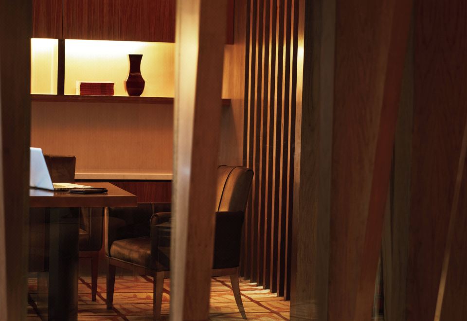 行政豪华大床房（高楼层+汉斯格雅雅生衞浴+甜梦之床）