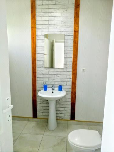 Teo Guest Rooms Double Room with Private Bathroom