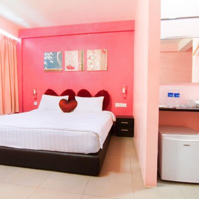 豪華特大床套房 派士酒店優惠