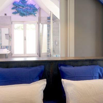 Comfort Double Room with Hot Tub and Sea View