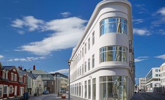 Reykjavik Consulate Hotel, Curio Collection by Hilton