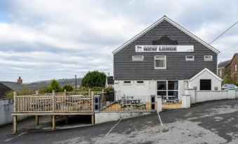The New Lodge - Housity
