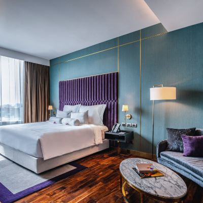 豪華客房（特大床） 曼谷阿凱拉通羅酒店優惠