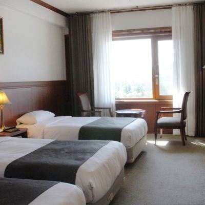 수페리어 트리플룸 산 전망 코모도호텔 경주 쿠폰