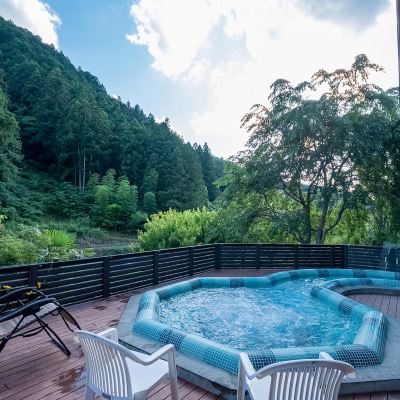 Main Building Standard Japanese-Style Room With 8 Tatami Mats And Mountain View-Non-Smoking 宝泉坊ロッジ クーポン