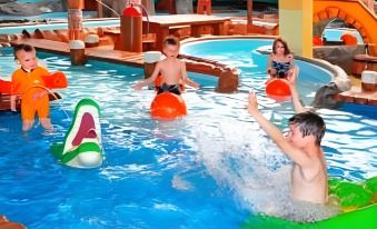 Arena Hotel - Housity