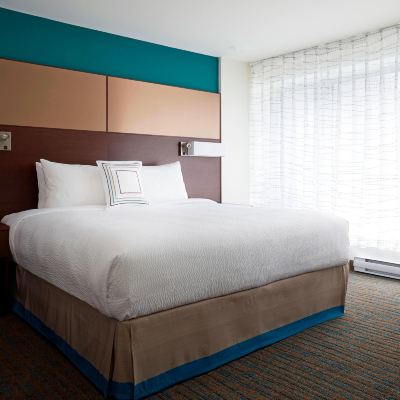 Deluxe Studio King, Studio, 1 King, Non-Private Sofa Bed Residence Inn by Marriott Montréal Downtown Promo Code