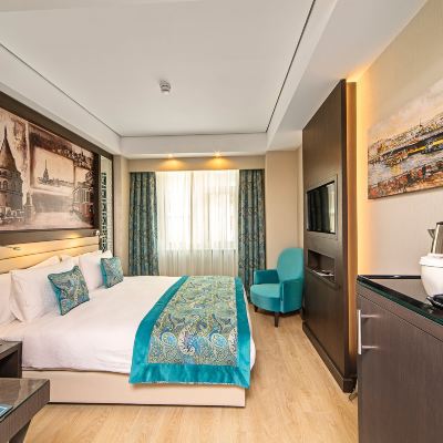 Standard Double Room Mukarnas Taksim Hotel Promo Code