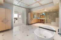 10,000 Sqf Mansion Carved into Camelback - Infinity Pool, Spa, Gym, Rooftop Bar