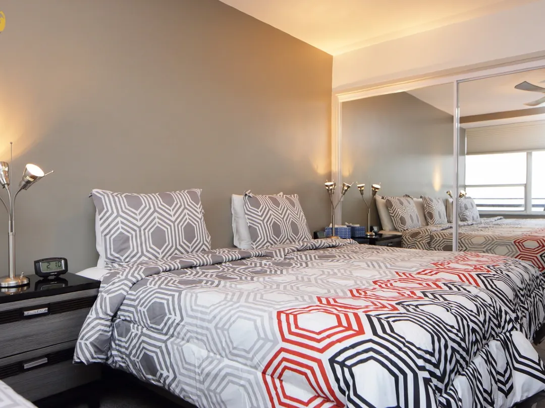 Luxury Corner Beach & Pool 2.5 Bedroom - 1121 - Miami Beach, FL