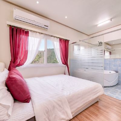 Milky Way C Building (SPA, Dog Allowed) 가원별장 쿠폰
