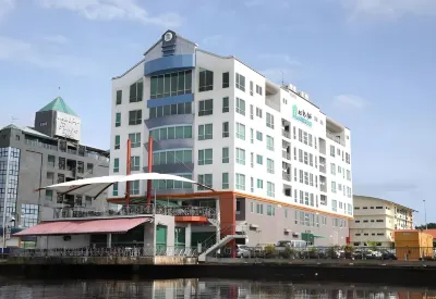 Plaza Sutera Biru Hotel Hotel di 