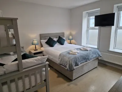 Trivia House Accommodation Hotels in 