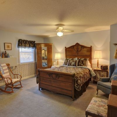 Standard Room, 1 Queen Bed, Non Smoking, Mountain View Blue Mountain Mist Country Inn & Spa Promo Code