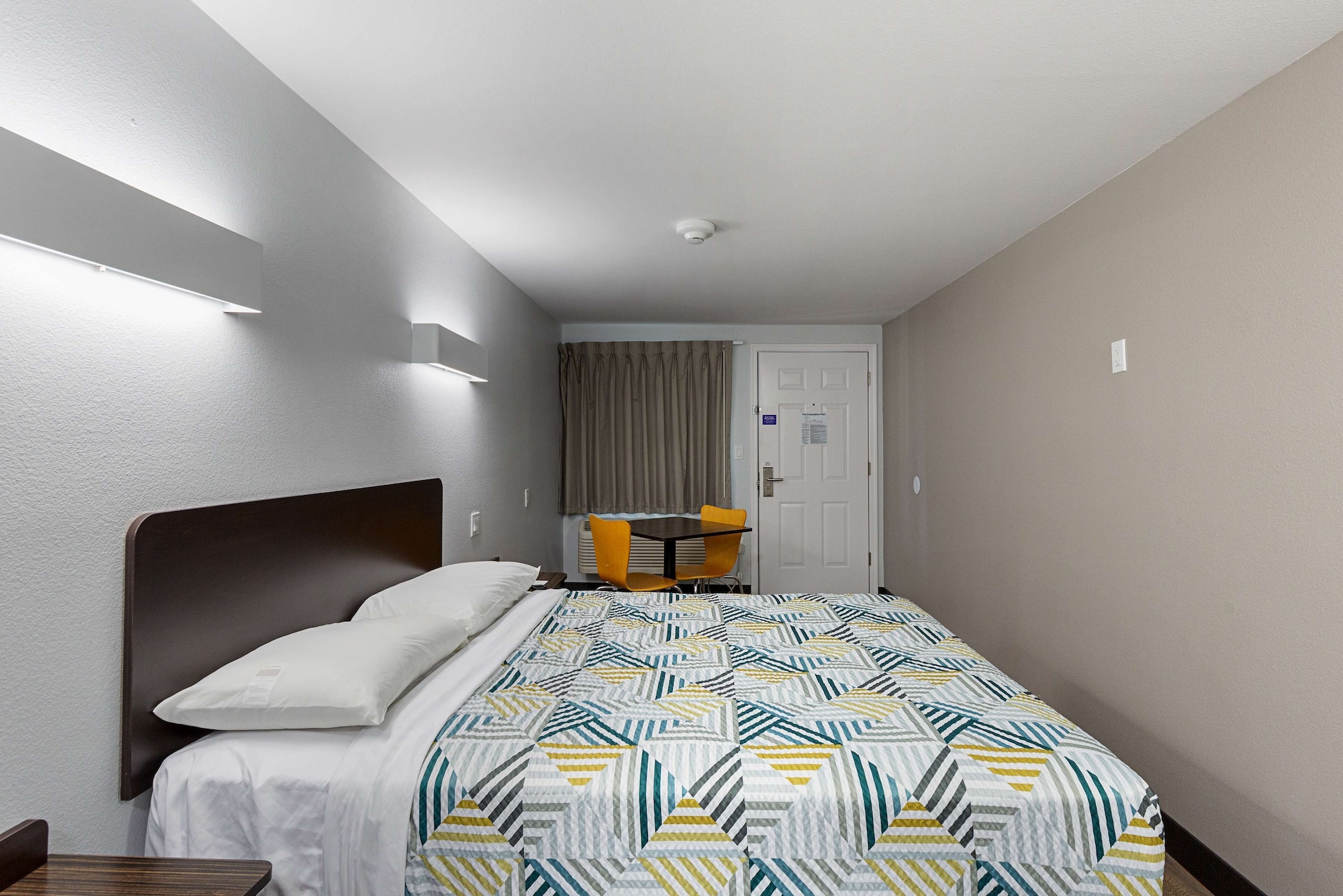 Motel 6 Show Low, AZ (Show Low) - 2026 Prices, Reviews & Deals