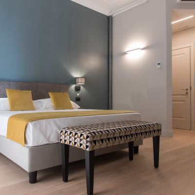 Deluxe Triple Room, Multiple Beds Domus Alberico Promo Code