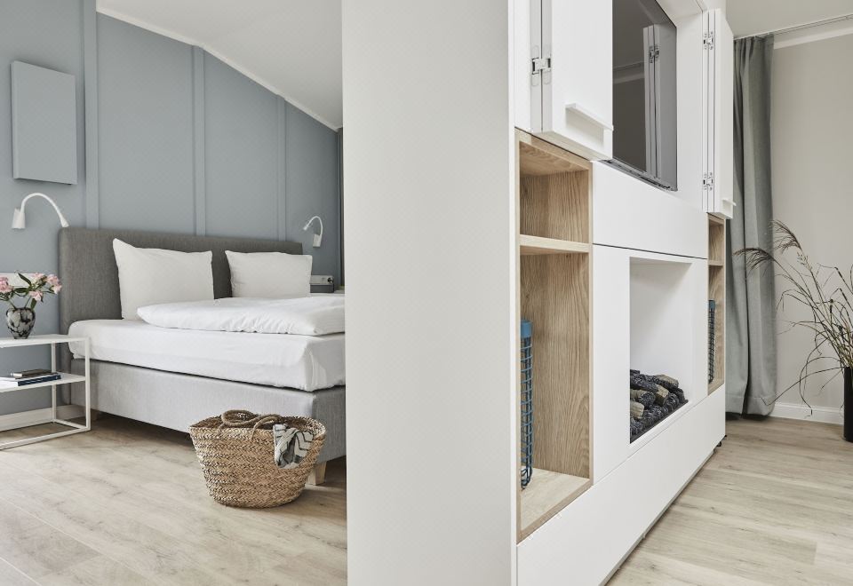 康体一室公寓带森林景，蒸汽浴和阳台