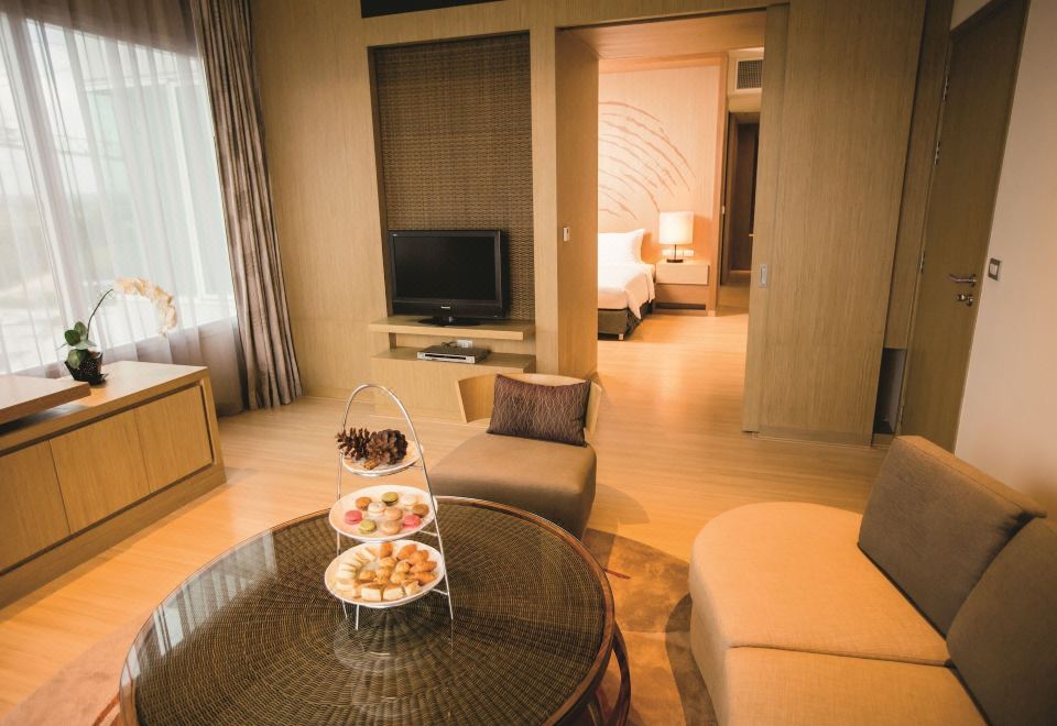 Mövenpick Siam Hotel Na Jomtien PattayaExecutive Suite