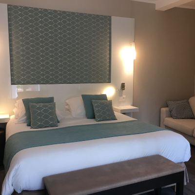 Superior Triple Room with Terrace Hotel Molière Promo Code