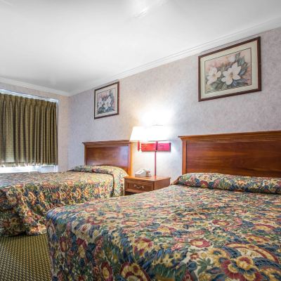 Double Room Downbeach Inn Promo Code