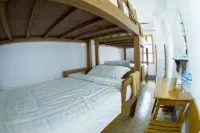 Season B&B - Ngapali - Hostel Hotels in 