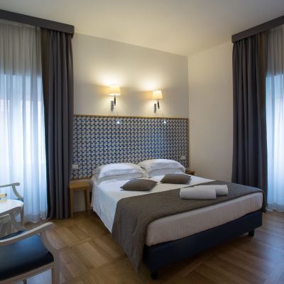 Double Superior Room Floris Hotel Promo Code
