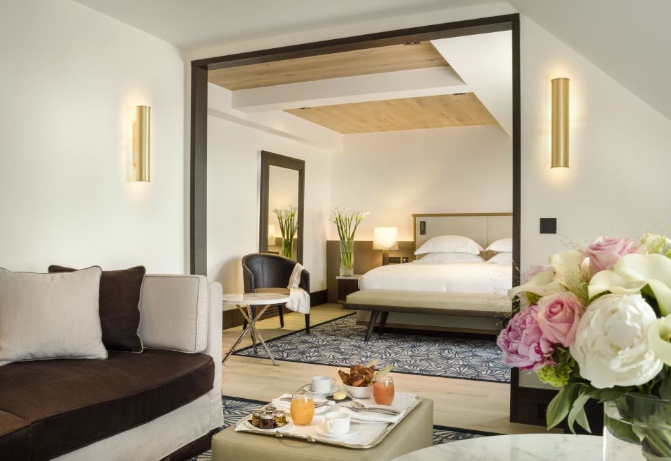 Hyatt Paris MadeleineEiffel Tower Suite