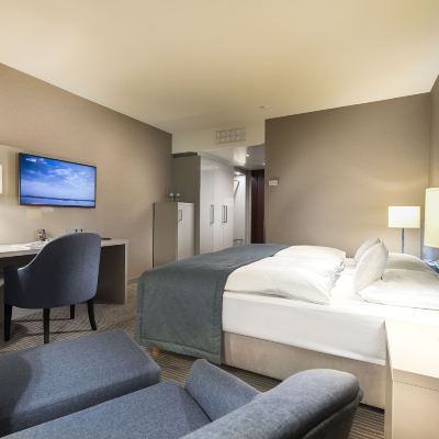 Superiorplus Family Room Maritim Hotel Bonn Promo Code
