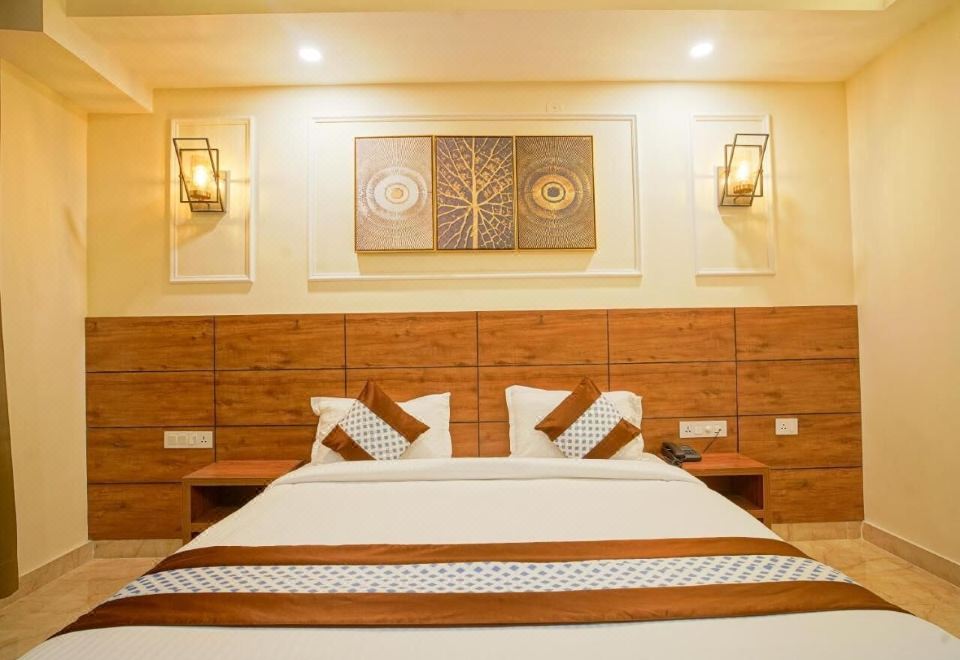 Hotel Nirvana Bliss, Behind Parmarth NiketanDeluxe Double Room