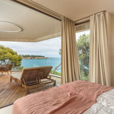 Three-Bedroom Apartment With A Patio With Sea View Hotel Oma Promo Code