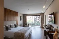 Longue VIE Hotels