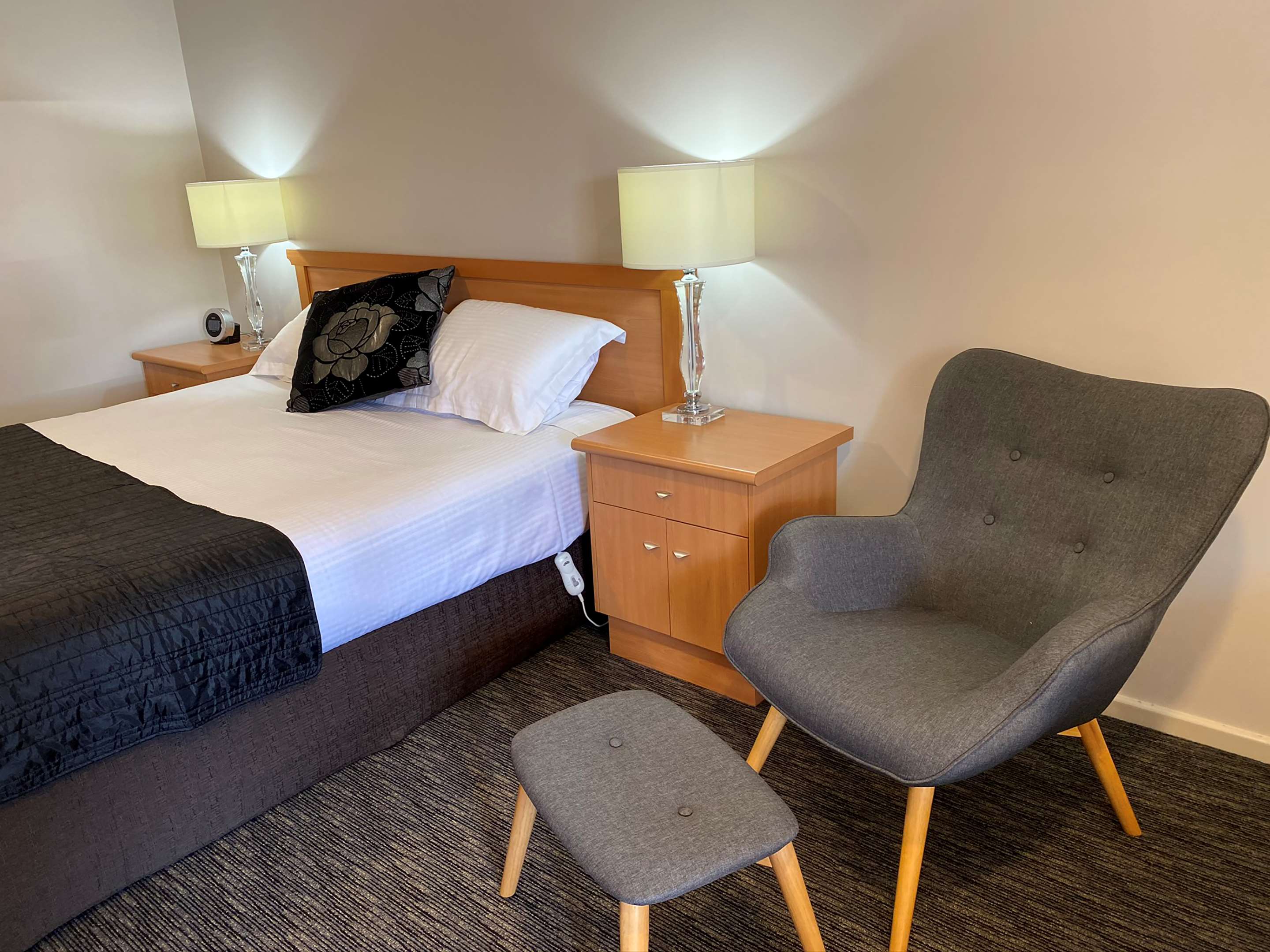 高级双床间 - 带Spa浴缸