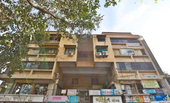 29318 Hotel Krishna Palace - Housity