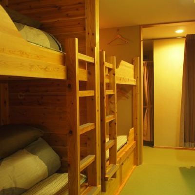 Mixed Dormitory (Co-Ed Shared Room) [Standard] [Quad Room] [Non-Smoking] [Mountain View] 阿蘇巴瑟背包客飯店優惠