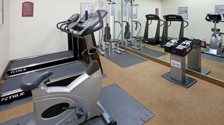 ホリデイ・イン エクスプレス ホテル ＆ スイーツ ディケーター 施設