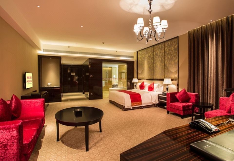 Grand King Room