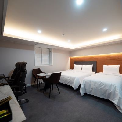 Twin Room A (Special Room, Bathtub) 나인 호텔 쿠폰