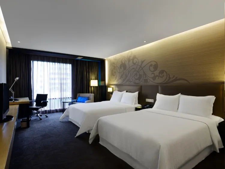 ห้องดีลักซ์, เตียงควีนไซส์ 2 เตียง