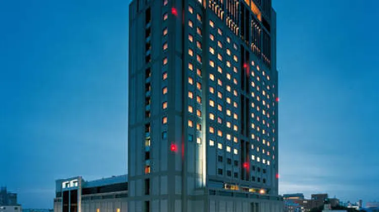 ロイヤルパインズホテル浦和 外観